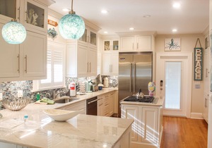 Luxury Key West Style Home & Guest Home Historic Pass-A-Grille Beach Pool BBQ
