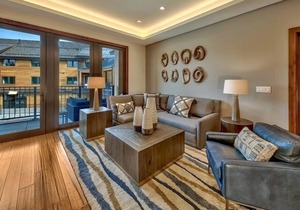 Luxury Two Bedroom Residence steps from Heavenly Village Book 7 Nights for 10% Off by RedAwning