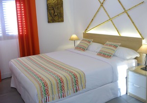 MAGMA ROOMS, ORANGE / DELUXE