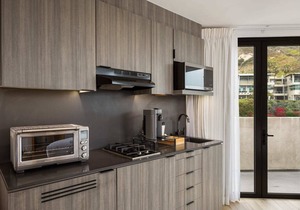 Malibu Sand Suite #16 - Perfect Beach-Side Studio