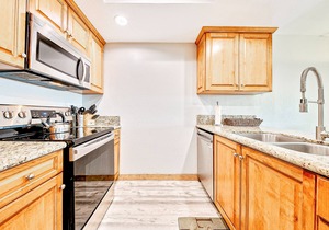 Newport Beach condo with oceanfront patio in ideal location