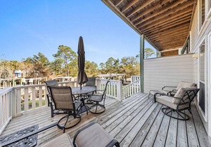 Outdoor Pool Family Friendly Near Beach My Beach Getaways
