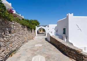 Parikia Cove Mansion