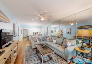 Perdido Dunes condo with patio, AC, washer/dryer - walk to beaches