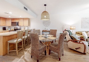 Perdido Dunes gem - walk to Gulf beaches - snowbirds welcome