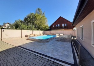 Pink Panther Ap.6 - One Bedroom Apartment, Sleeps 3
