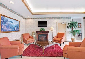 Ramada by Wyndham Flemington