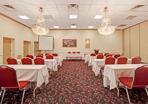 Ramada by Wyndham Flemington