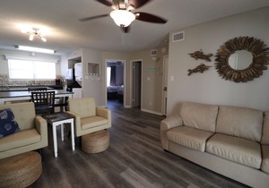 Riverside Condo with access to beach and bay!