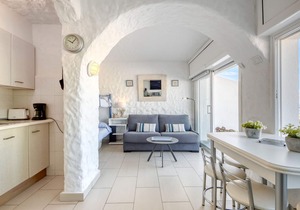 Roses Holiday Center by Interhome