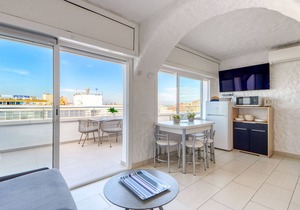 Roses Holiday Center by Interhome