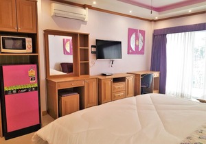 Spacious 3rd floor studio at Baan Suan Lalana in Jomtien Beach