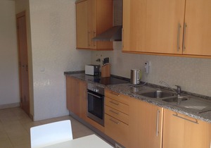 Spacious Modern T2 Apartment in Block 40 in Corcovada with free wi-fi and cable