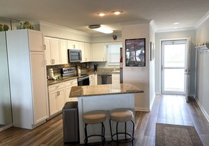 Spring Break Ready-Boat Friendly-Pool-sleeps 4