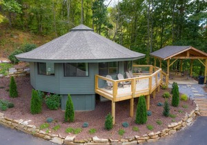 Springdale Treehouse Lodging 1