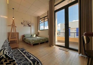 STAY hostel - 300m from the ferry