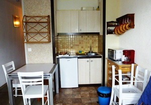 Studio for 6 in Arette with slope access, balcony, ski locker and free parking in Arette