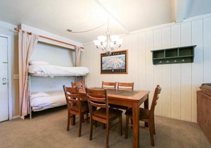 Summit 55 Apartment in Mammoth Lakes