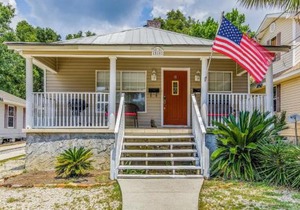 Sweet on Strong Street - Unit B