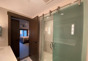 The Exclusive Tahoe Beach Club, Ultimate Beach Front Luxury #207