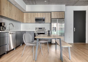 Trendy Downtown 1BR w/Pool, Gym & W/D near Staples Center, by Blueground