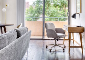 Trendy Hollywood 1BR w/Pool, walk to metro, restaurants, by Blueground