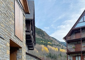 Val Arties 1 by FeelFree Rentals