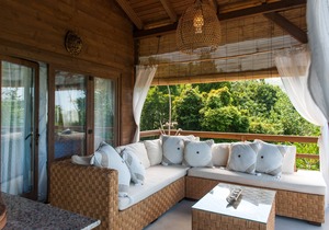 Veuve Noire - Private pool + Free Wifi + Outdoor Showers