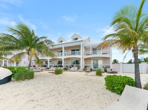 White Sand Turquoise Water | Palm Cay