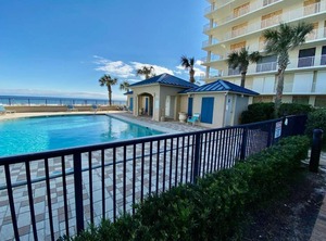 Corner | Orange Beach