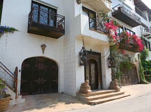 Hollywood | Hollywood Heights