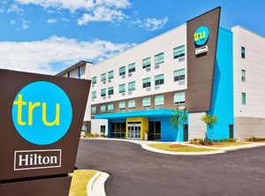 Tru | Auburn