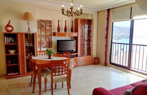 Los Cristianos Apartment | 100 m² Apartment ∙ 2 bedrooms ∙ 6 guests