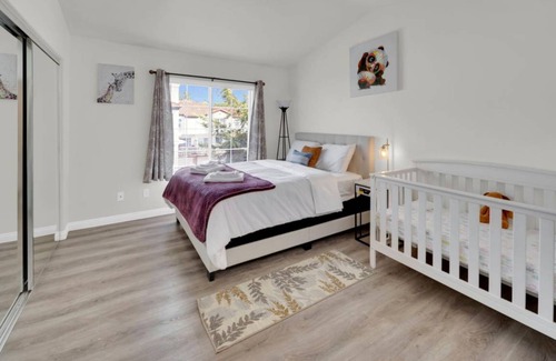 Tustin Condo | 116 m² Condo ∙ 2 bedrooms ∙ 4 guests
