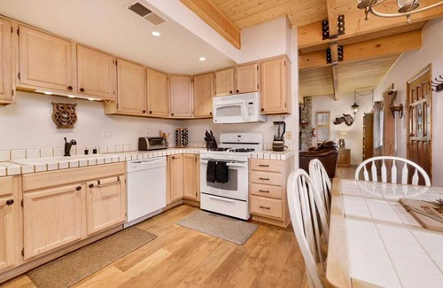 Sugarloaf Cabin | 116 m² House ∙ 3 bedrooms ∙ 7 guests