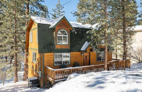 Sugarloaf House | 131 m² House ∙ 3 bedrooms ∙ 8 guests