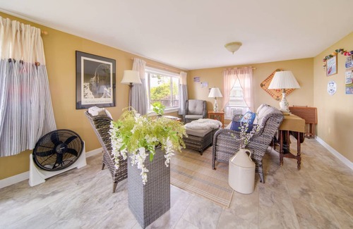 Chautauqua House | 167 m² House ∙ 3 bedrooms ∙ 6 guests