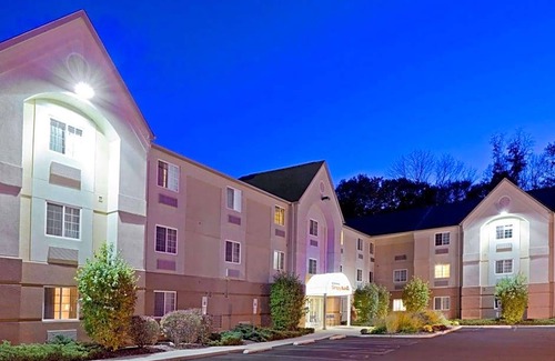 Morris Plains Hotel | 2-Star Hotel ∙ Sonesta Simply Suites Parsippany Morris Plains