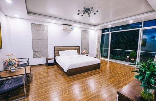 Sam Son Villa | 216 m² Villa ∙ 8 bedrooms ∙ 21 guests