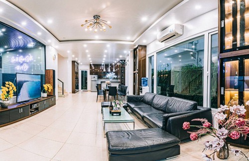 Sam Son Villa | 216 m² Villa ∙ 8 bedrooms ∙ 21 guests