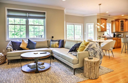 Monroe House | 222 m² House ∙ 4 bedrooms ∙ 8 guests
