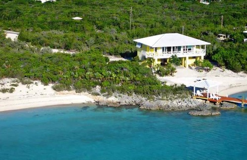 Staniel Cay Villa | 279 m² Villa ∙ 3 bedrooms ∙ 6 guests