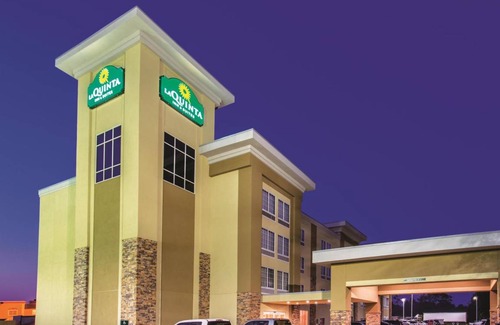 West Monroe Hotel | 28 m² Hotel ∙ 127 guests