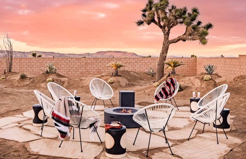Yucca Valley House | 286 m² House ∙ 7 bedrooms ∙ 14 guests