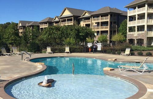 Talladega Condo | 3 Br 2ba Lakefront Condo, Fully Furnished On Logan Martin FALL 2021 Talladega!