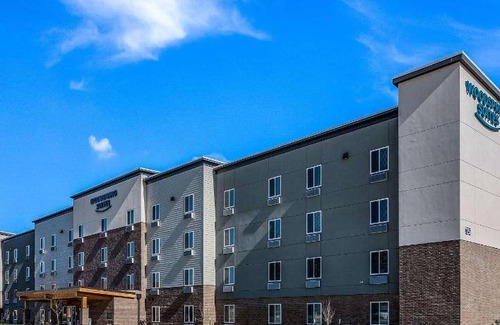 West Des Moines Hotel | 30 m² Hotel ∙ 4 guests
