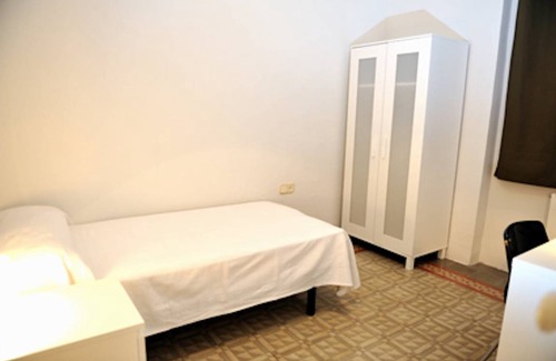 Dreta de l'Eixample Resort | 300 m² Private room ∙ 1 bedroom ∙ 1 guest