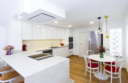 Salou Villa | 300 m² Villa ∙ 5 bedrooms ∙ 12 guests