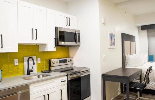 Jersey City Apartment | 39 m² Serviced apartment ∙ 127 guests