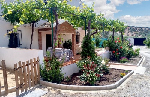 La Jarda House | 400 m² House ∙ 4 bedrooms ∙ 10 guests